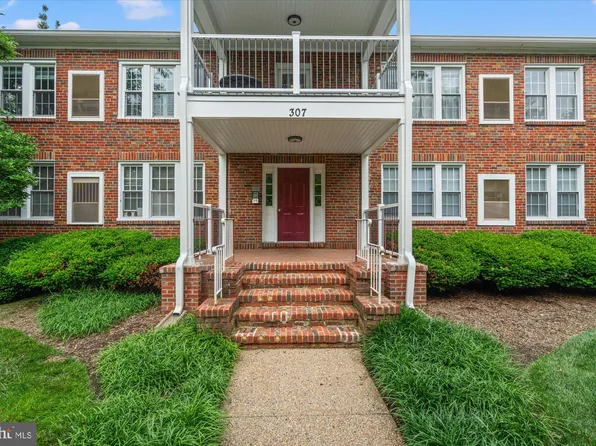 307 Duncan Ave APT A, Alexandria, VA 22301