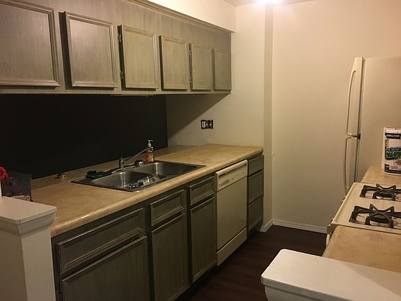 3rd image of 224 Regina Dr