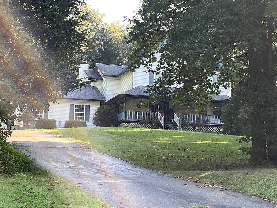 2nd image of 145 Walnut Creek Rd