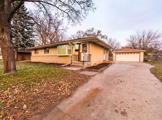 5933 5th St NE, Fridley, MN 55432