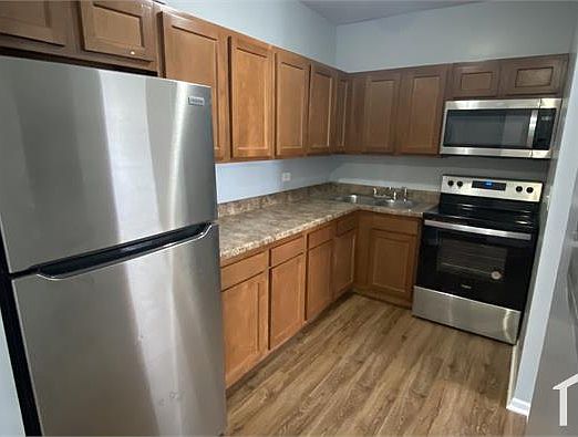 2nd image of 3 N Keeler Ave APT 202