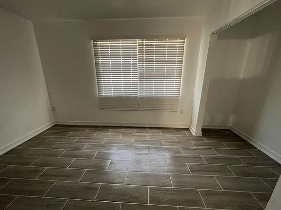 5th image of 251 Dovetail Ct #1