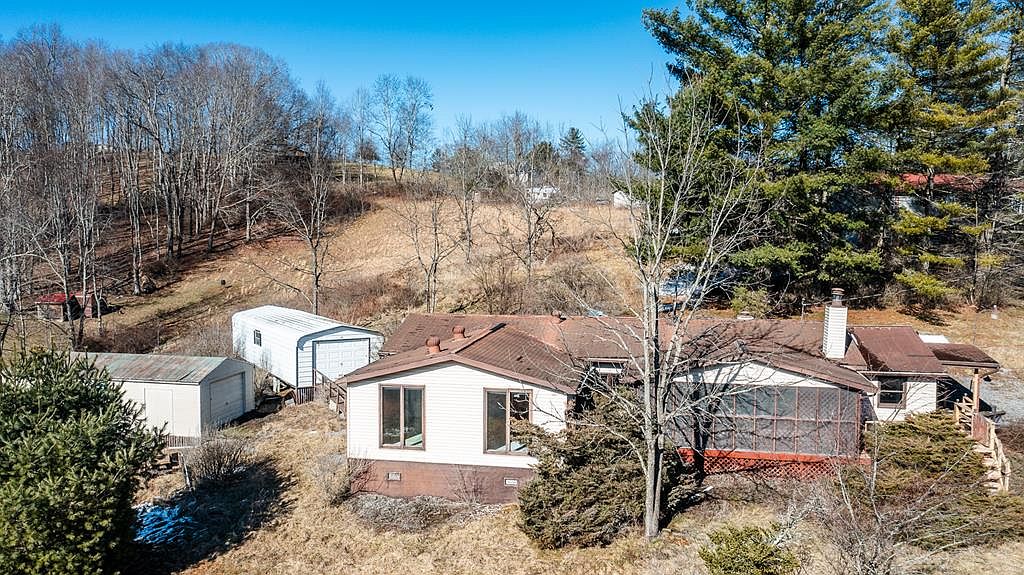 153 Platte St, Lashmeet, WV 24733 MLS 52858 Zillow