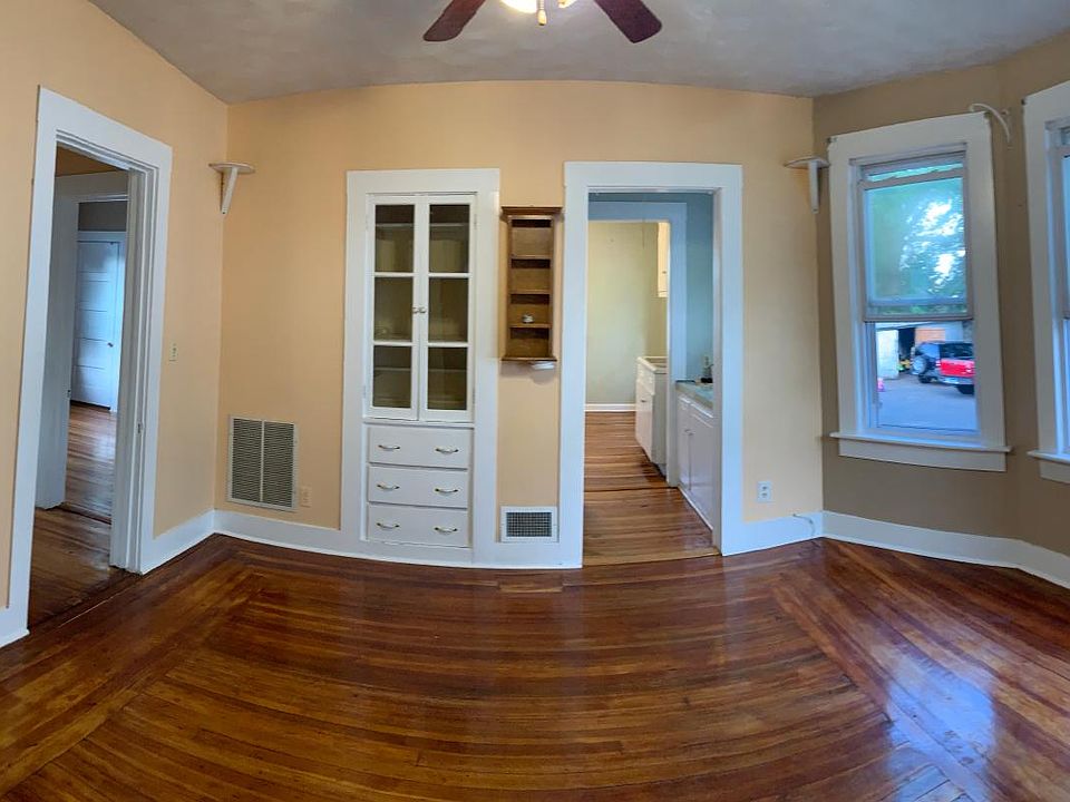 1st image of 1375 Corbin Ave #1FL
