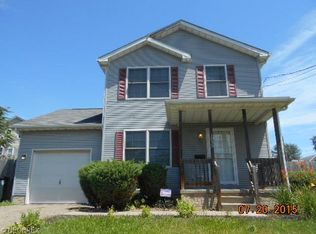 1035 Victory St, Akron, OH 44311