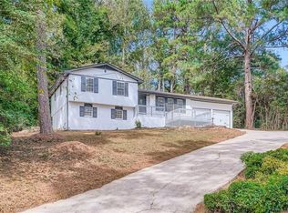 644 Navarre Dr, Stone Mountain, GA 30087