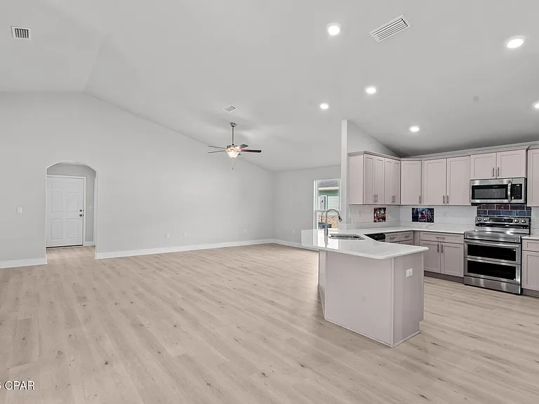 11701 Poston Rd — Photo 5