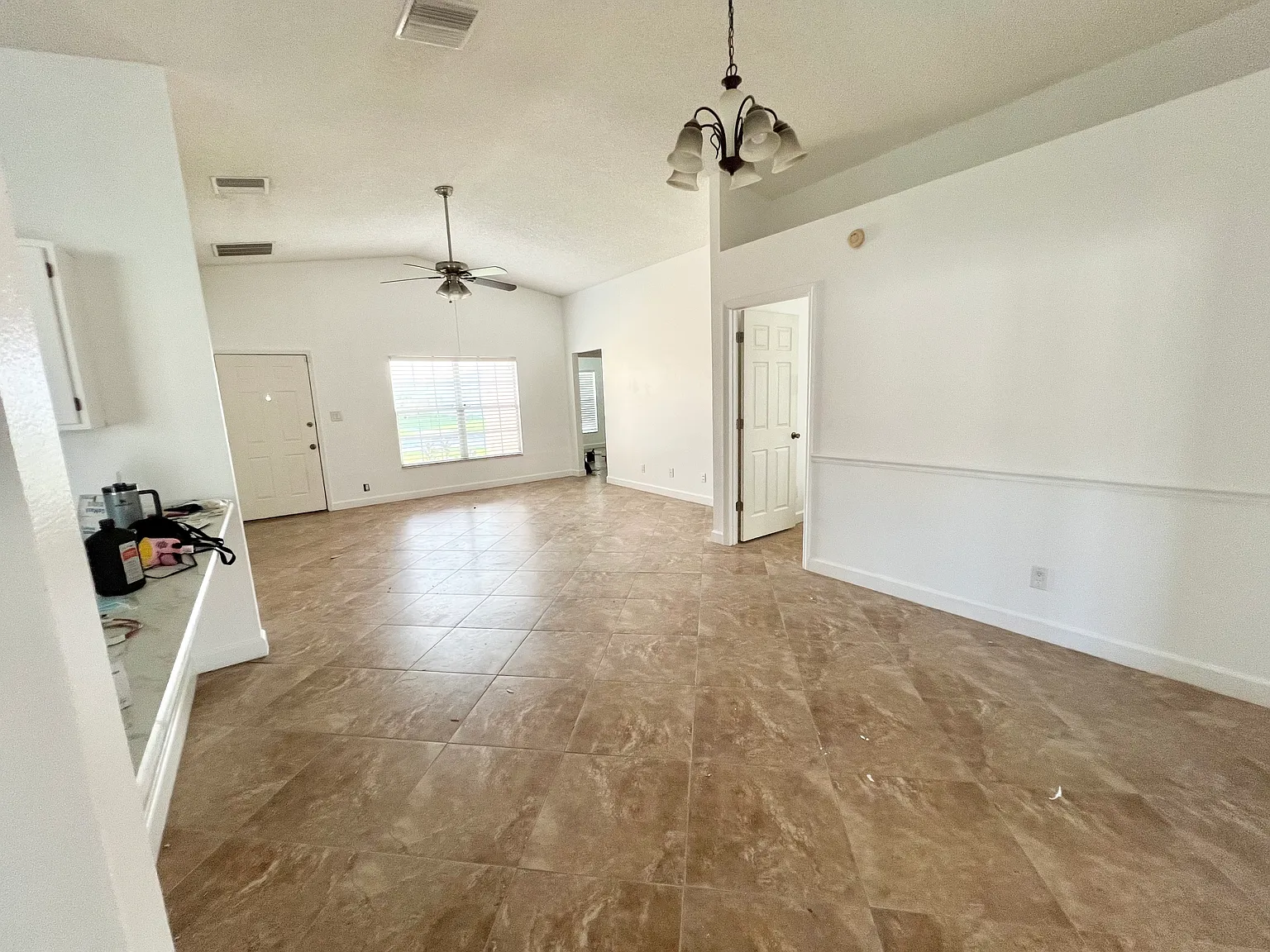 3 bed, 1544 sqft, $2,200 — Photo 3