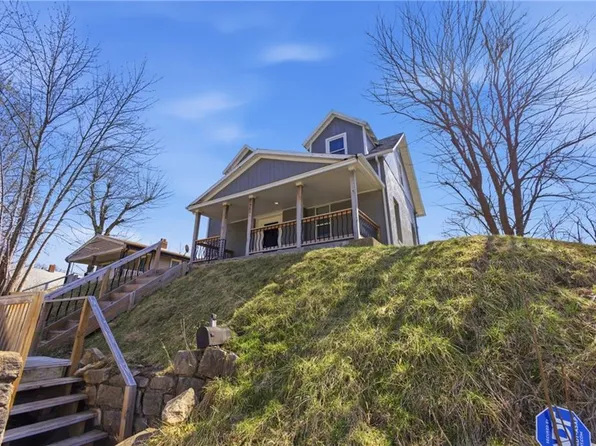 751 Stewart Ave, Kansas City, KS 66101