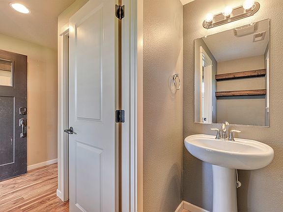 Half bath to the right of entry