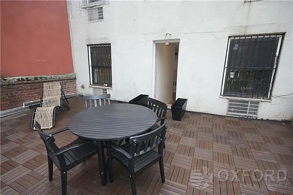 Rented by Oxford Property Group | media 39