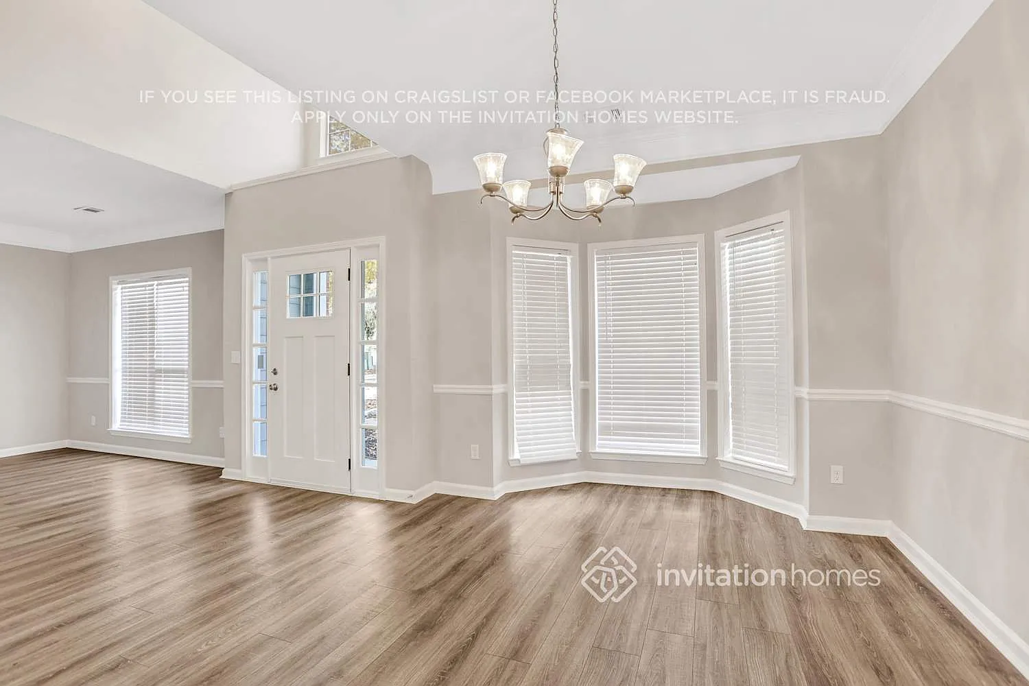 1521 Green Oak Cir Lawrenceville, GA 30043 — Photo 2