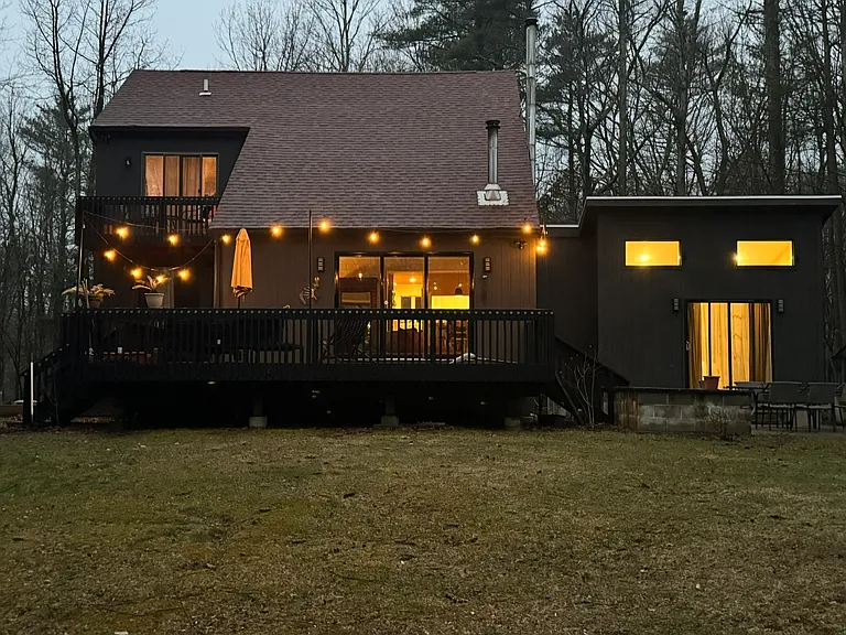 Woodland Dr — Photo 18