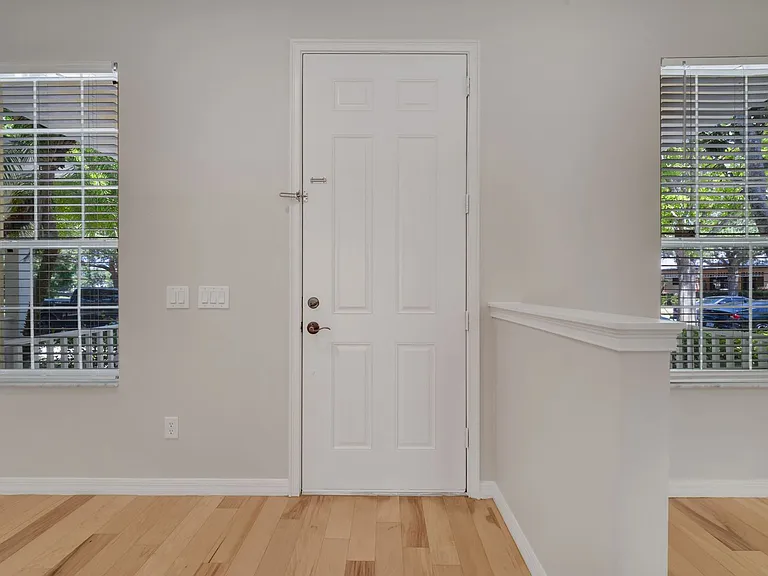 14423 Bluebird Park Rd — Photo 5