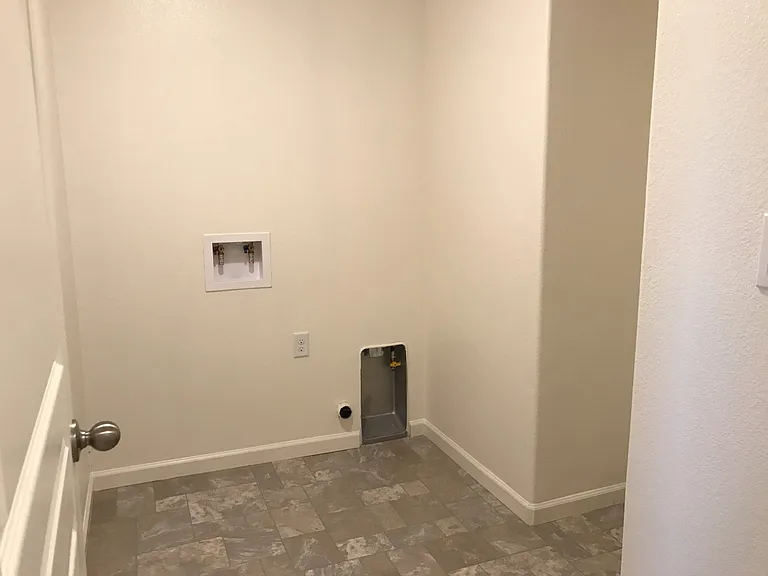 422 San Luis Obispo St — Photo 14