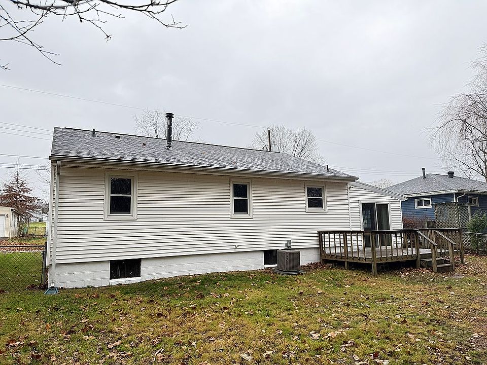 1st image of 2102 42nd St
