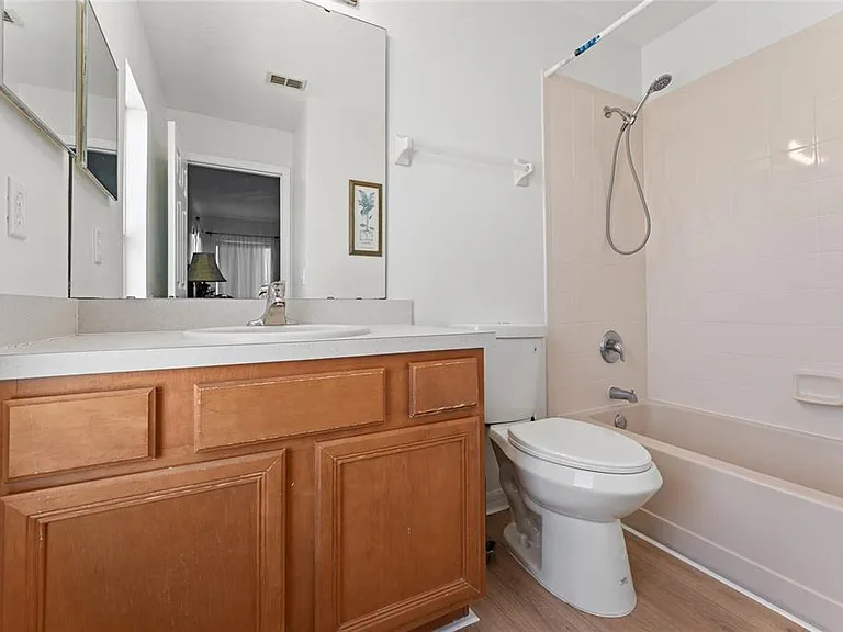 1031 Solana Cir — Photo 25