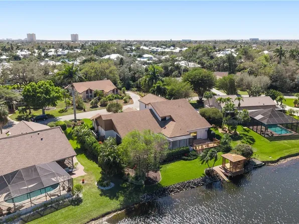 12423 McGregor Woods Cir, Fort Myers, FL 33908