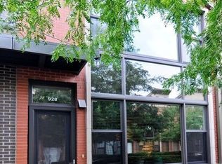 928 N Howe St, Chicago, IL 60610