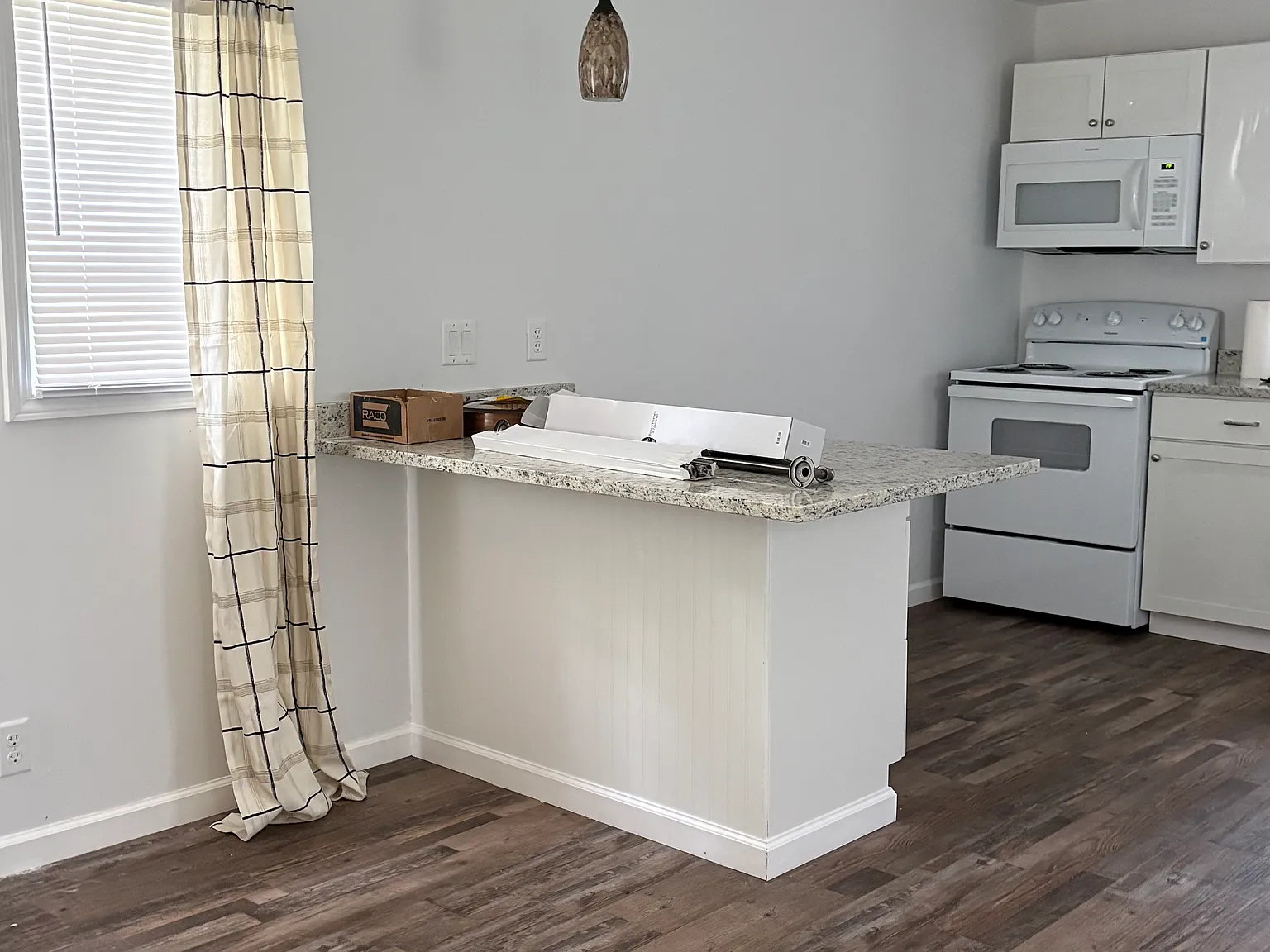 175 Morgan Rd — Photo 2