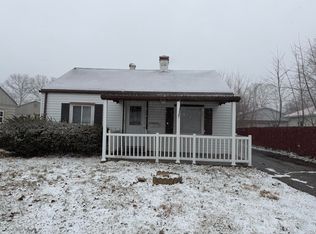 509 Shadowlawn Pl, Danville, IL 61832