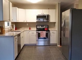 108 Ox Hill Rd, Norwich, CT 06360