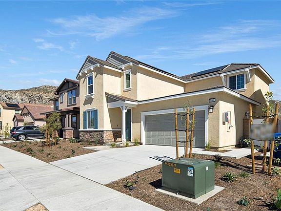 2nd image of 3088 Mammoth Ave