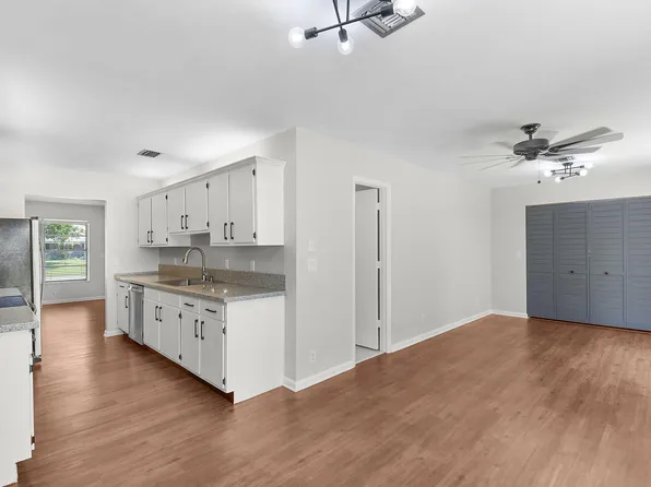 9040 SE Hobe Ridge Avenue, Hobe Sound, FL 33455