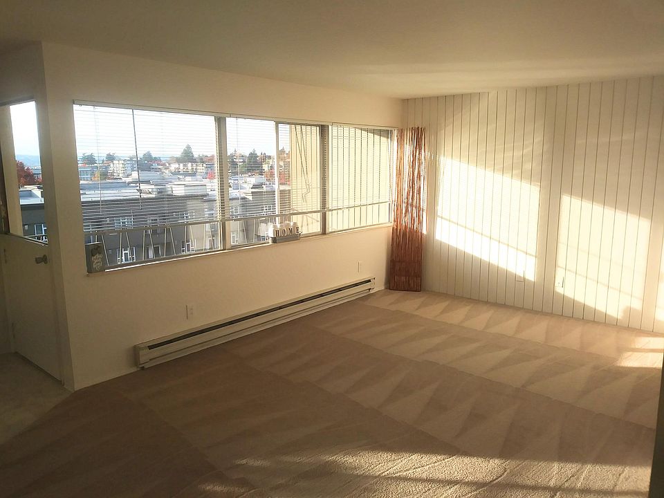 1st image of 330 2nd Ave S #9