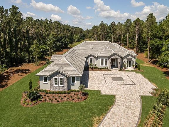 2nd image of 15638 Pendio Dr