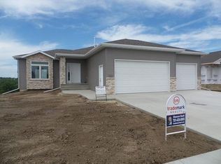 1313 Plains Bend Dr. Se, Mandan, ND 58554