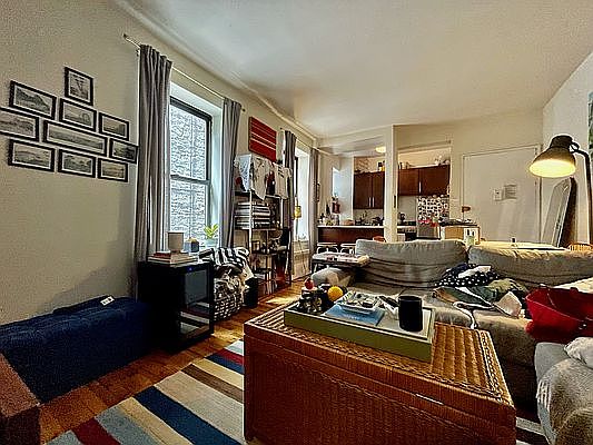 1st image of 6 Charles St APT 1B