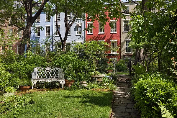 Rented by Douglas Elliman | media 6