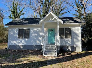 3083 Delowe Dr, East Pt, GA 30344