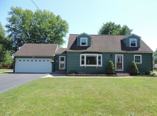 463 Ogden Parma Town Line Rd, Spencerport, NY 14559