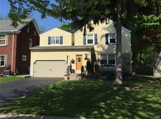 192 Burroughs Dr, Amherst, NY 14226
