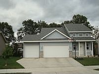 1st image of 1043 29th St NE