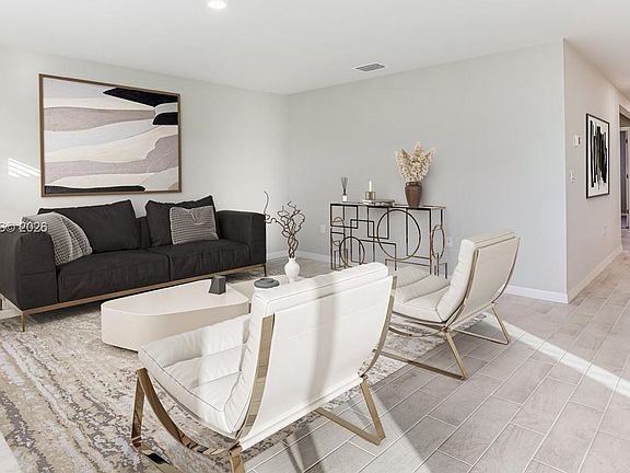 4th image of 6026 Pecan Cir