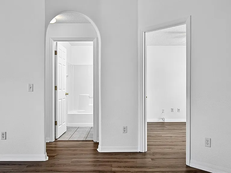 15 Renmont Ct — Photo 39