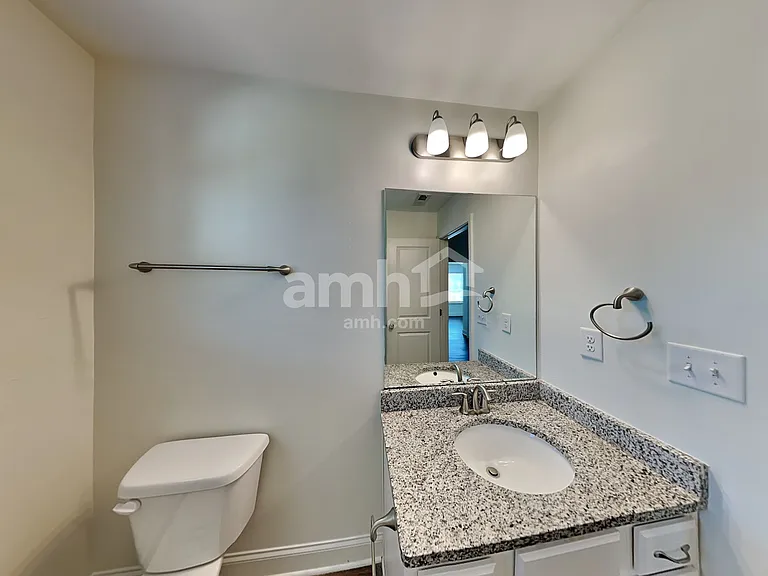 2467 Napa Valley Dr — Photo 18