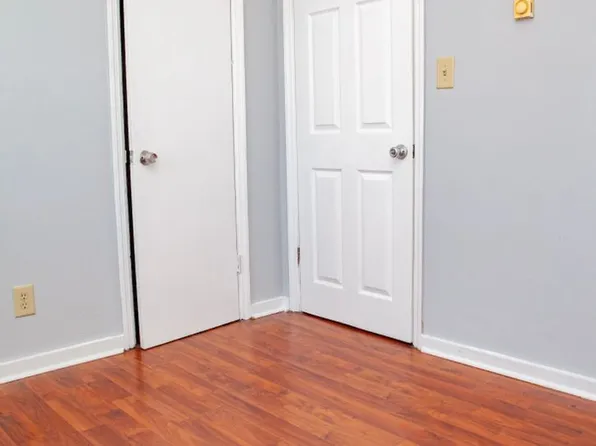 Sheppard Apartments, 12 Sheppard St APT B, Charleston, SC 29403