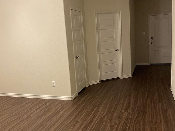 4th image of 4115 Agatha Ln