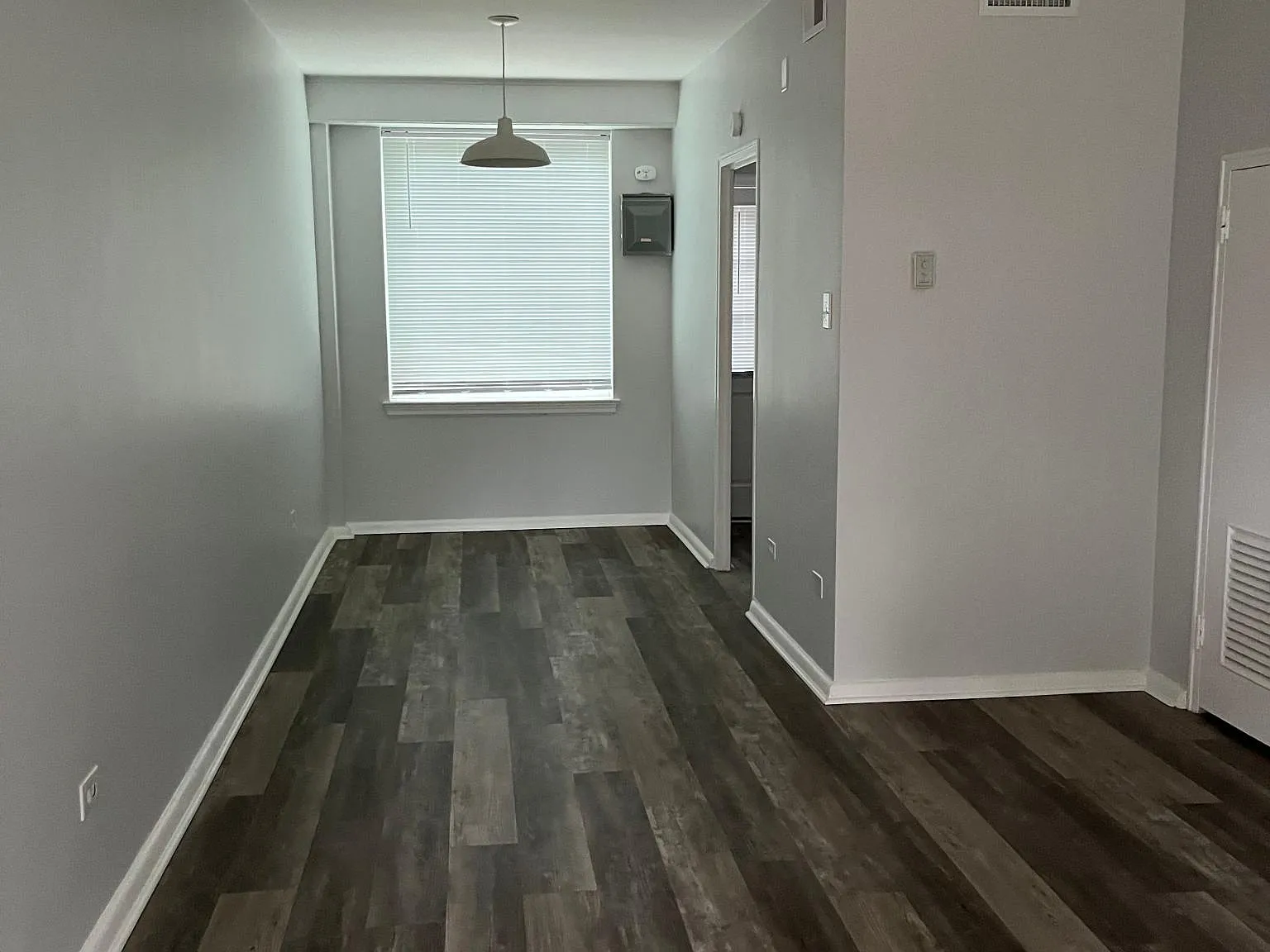2 bed, 850 sqft, $1,000 — Photo 4