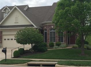 718 Clayton Corners Dr, Ballwin, MO 63011