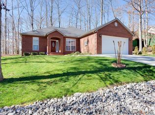 206 Inata Ln, Loudon, TN 37774