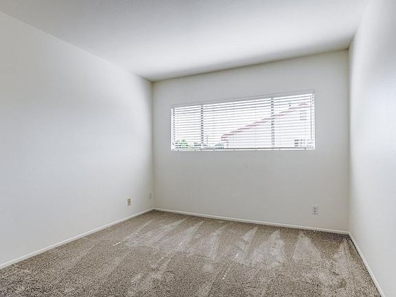 5th image of 1843 Barry Ave APT 8