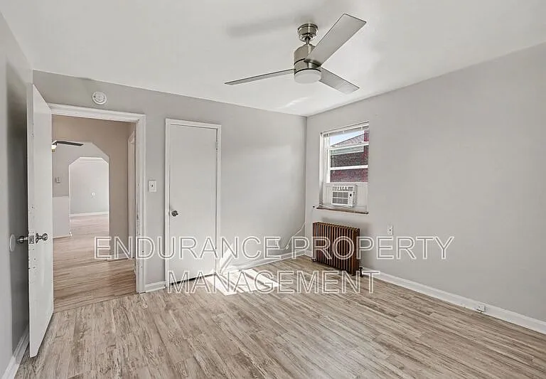 629 Maple Dr #4 — Photo 10