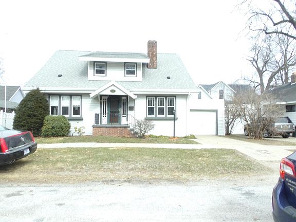 2nd image of 1678 Vernon Pl