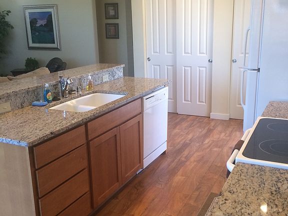 5th image of 4395 Westshore Dr NE #202