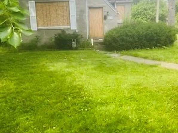 5117 University Pl, Detroit, MI 48224